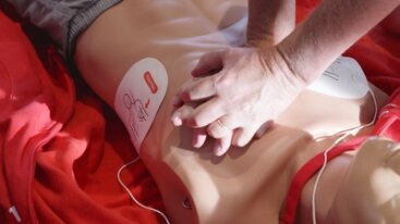 Boussu devient partenaire de « Heart Heroes » afin d’intervenir efficacement en cas de malaise cardiaque dans les milieux sportifs